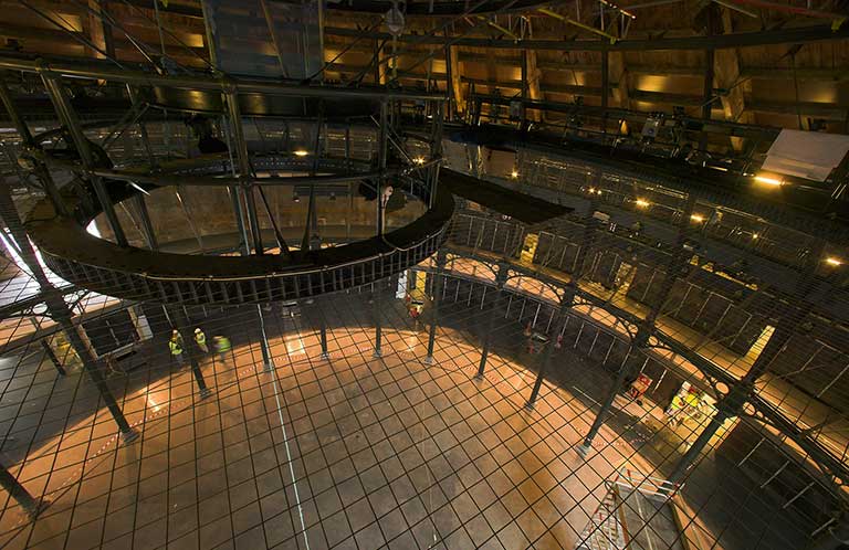 Tension Wire Grid Installation: Camden Roundhouse